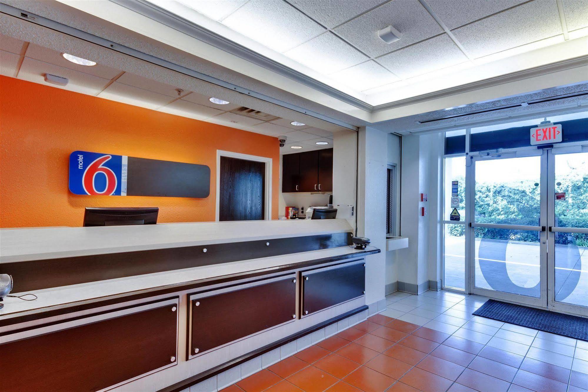 Motel 6-Lewisville, Tx - Dallas Luaran gambar